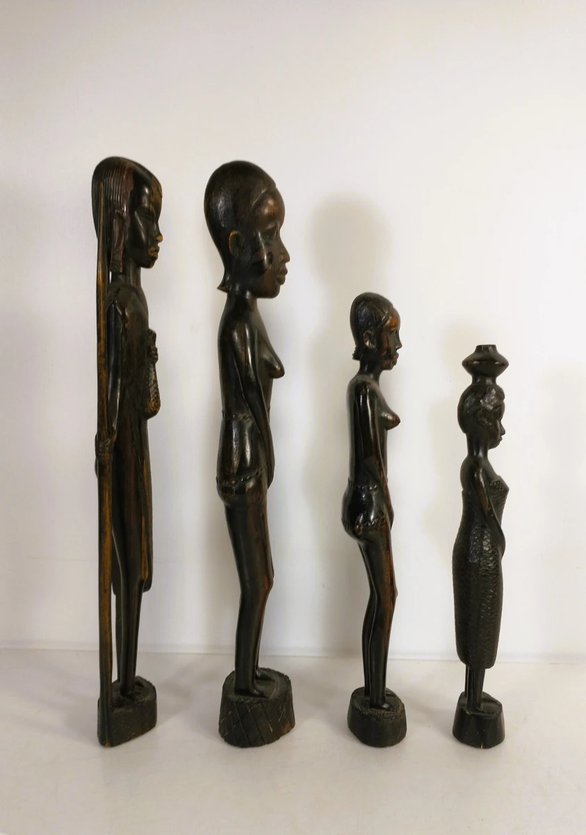 Lot van 7 handgesneden Afrikaanse houten beelden - foto 6