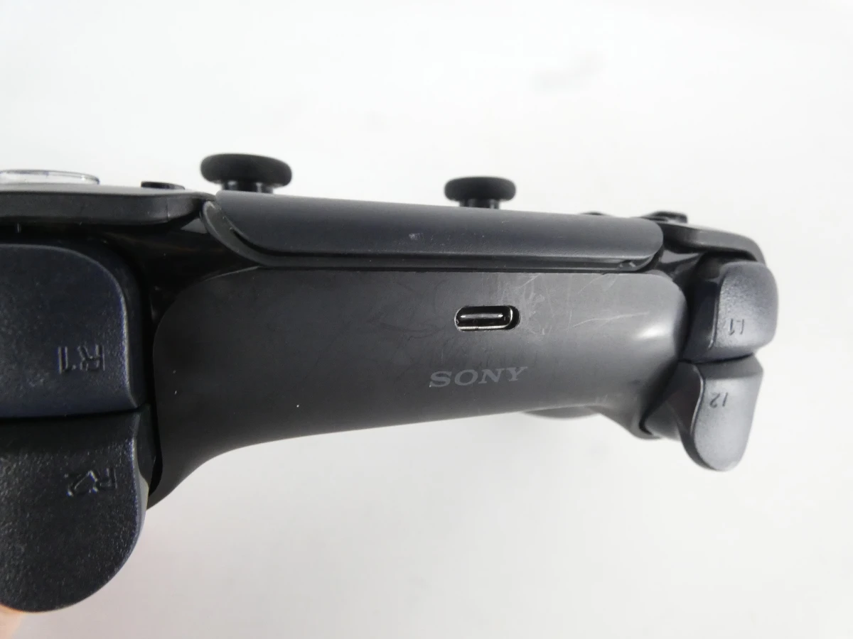 Zwarte Sony DualSense draadloze controller - foto 4