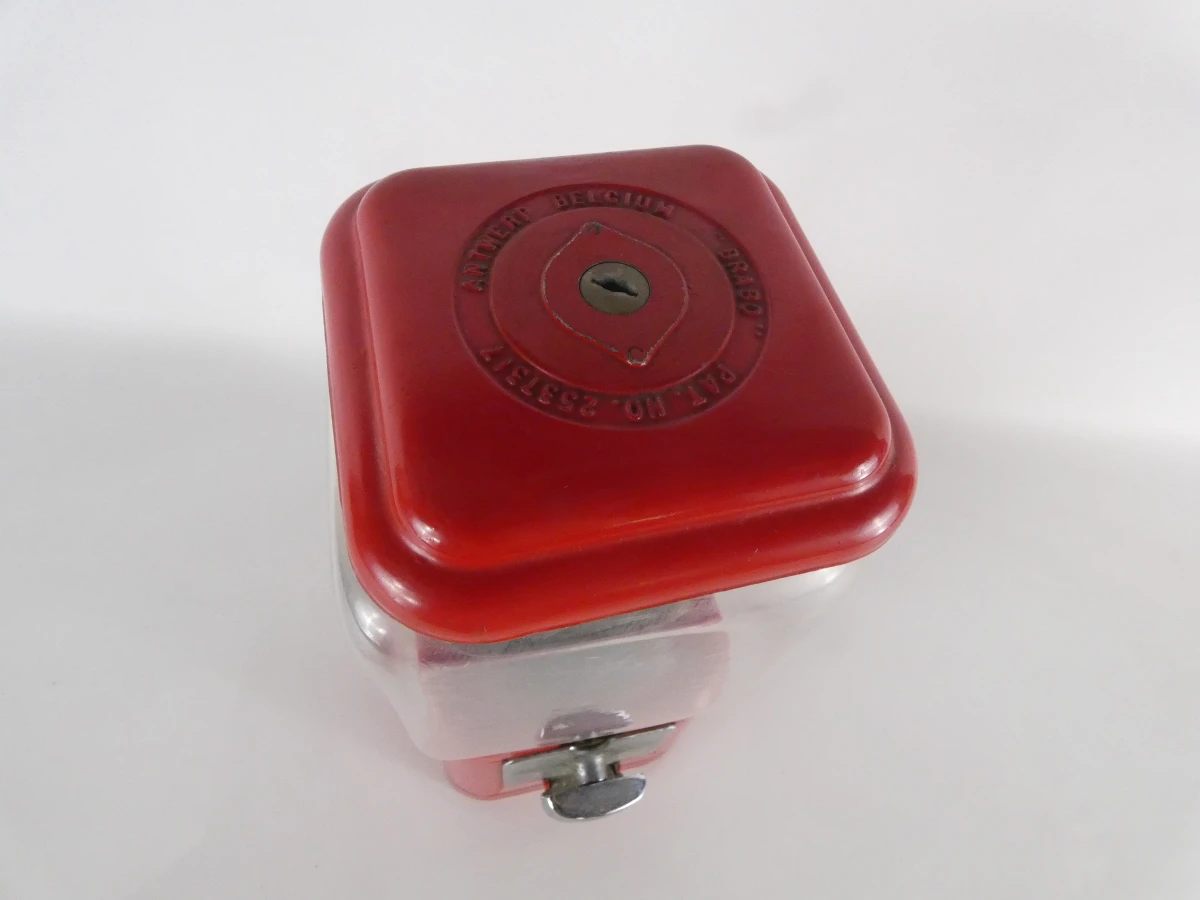 Vintage Belgische rode kauwgom- en snoepautomaat (verzamelobject) - foto 13