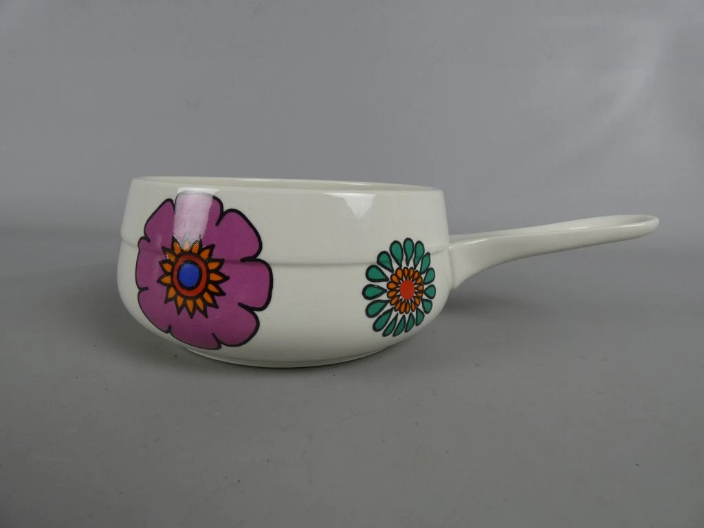 Vintage steelpan met kleurrijke bloemenprint - foto 1