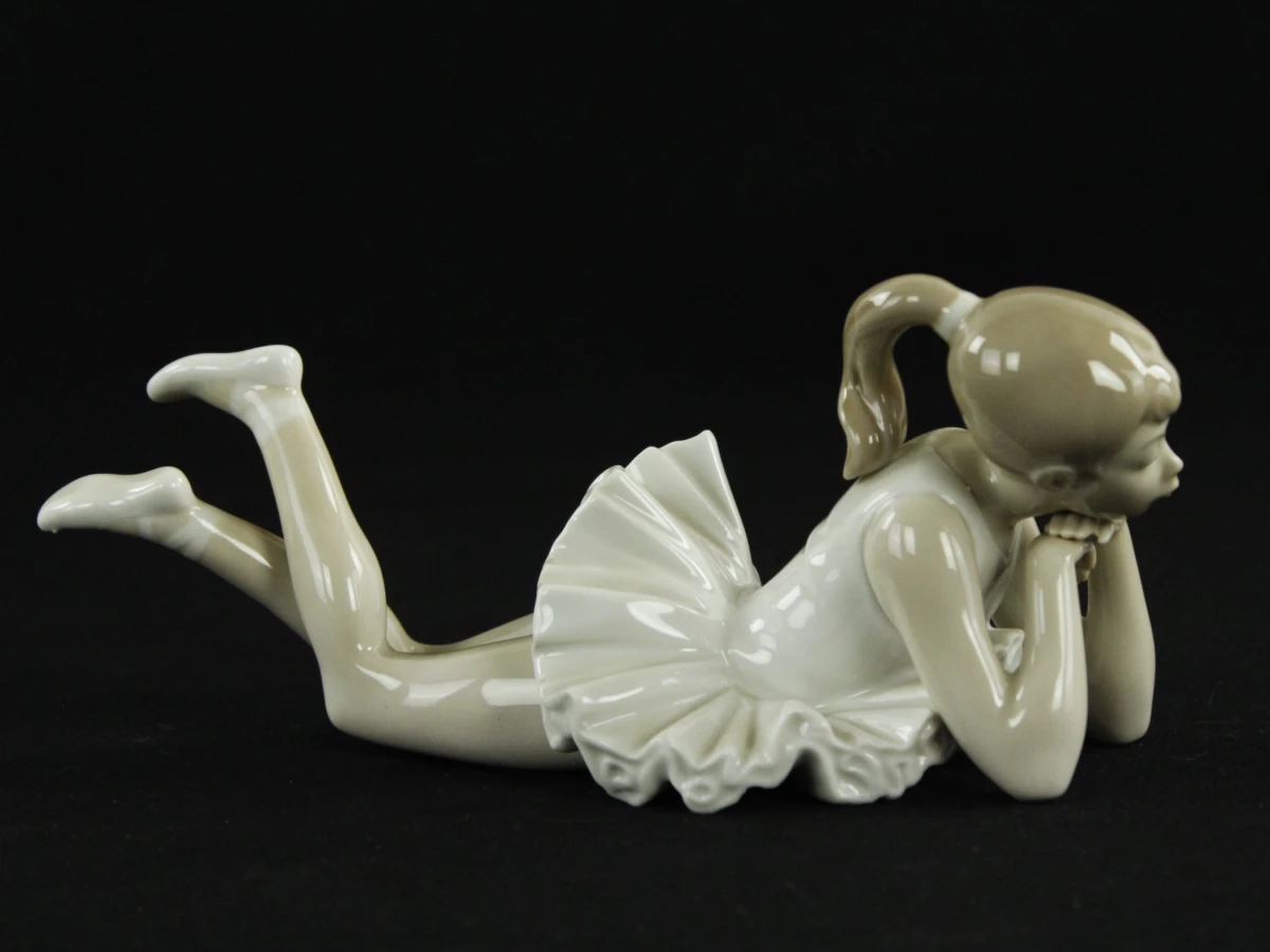 NAO by Lladró – Bailarina pensativa – Vicente Martínez - foto 4