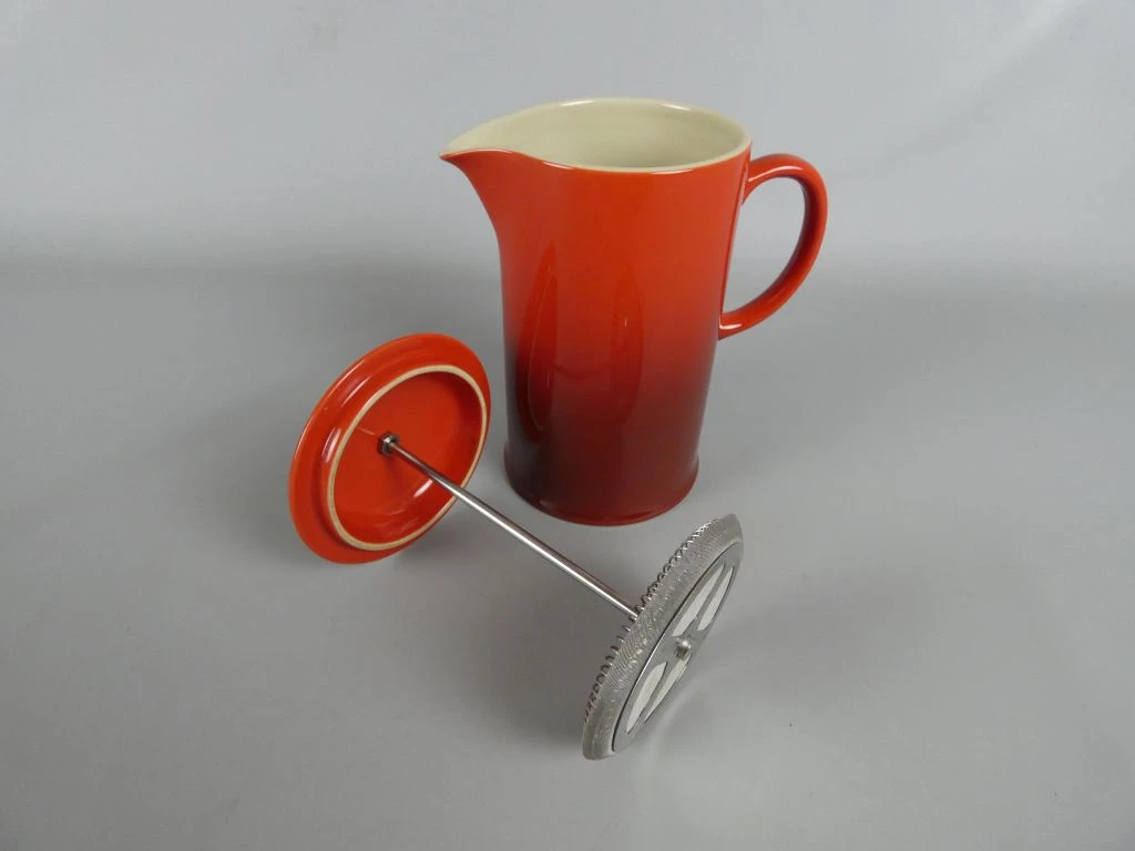 Le Creuset koffiepot met persfilter 1L in cerise - foto 2