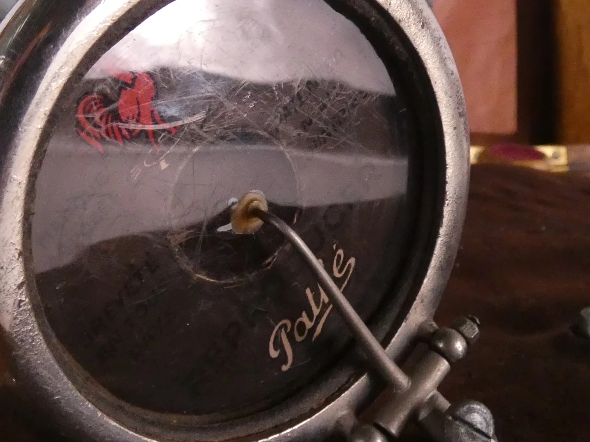 Vintage Pathé koffergrammofoon - foto 5