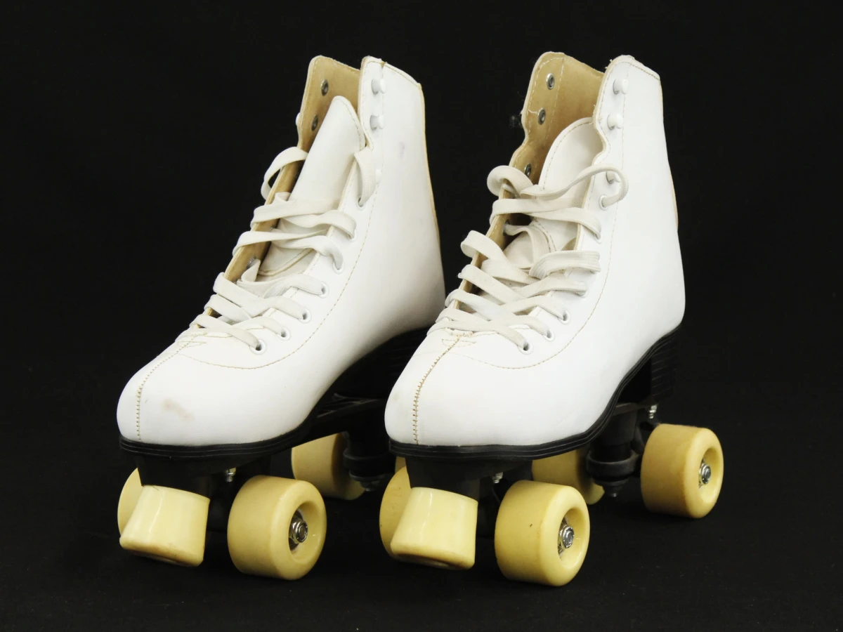 Vintage Roces rolschaatsen – maat EU 41 - foto 2