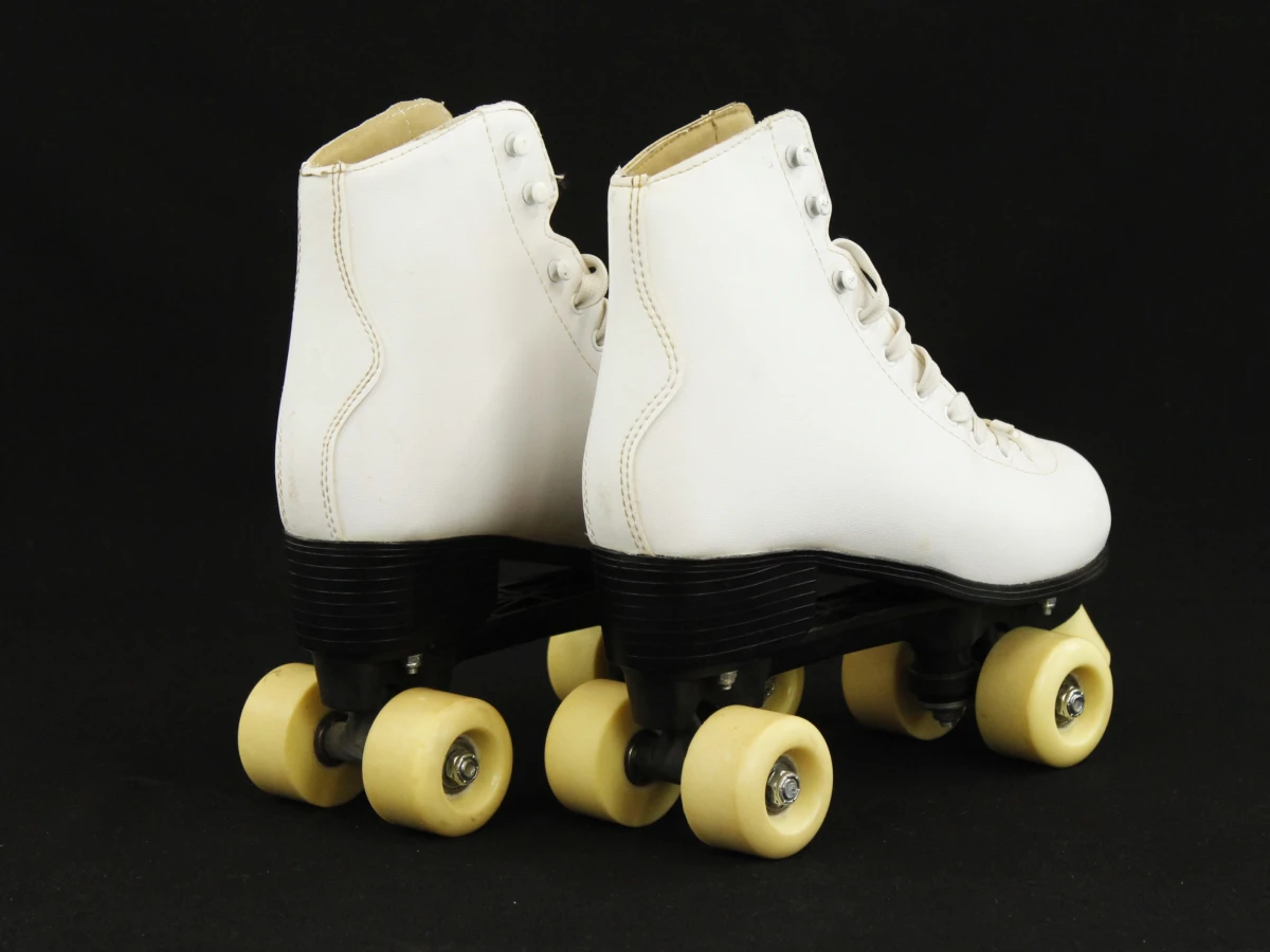 Vintage Roces rolschaatsen – maat EU 41 - foto 3