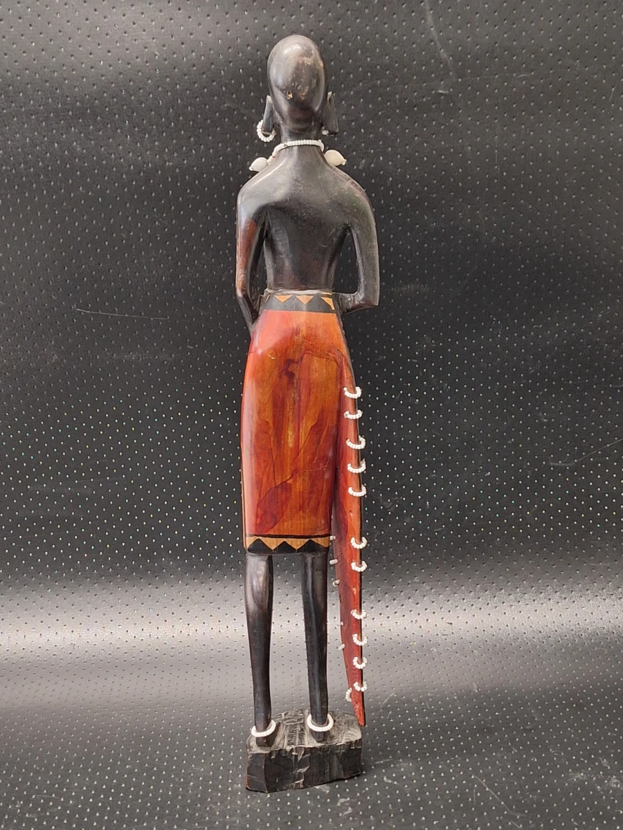 Twee handgesneden Afrikaanse Maasai beelden van een krijger en vrouw - foto 13