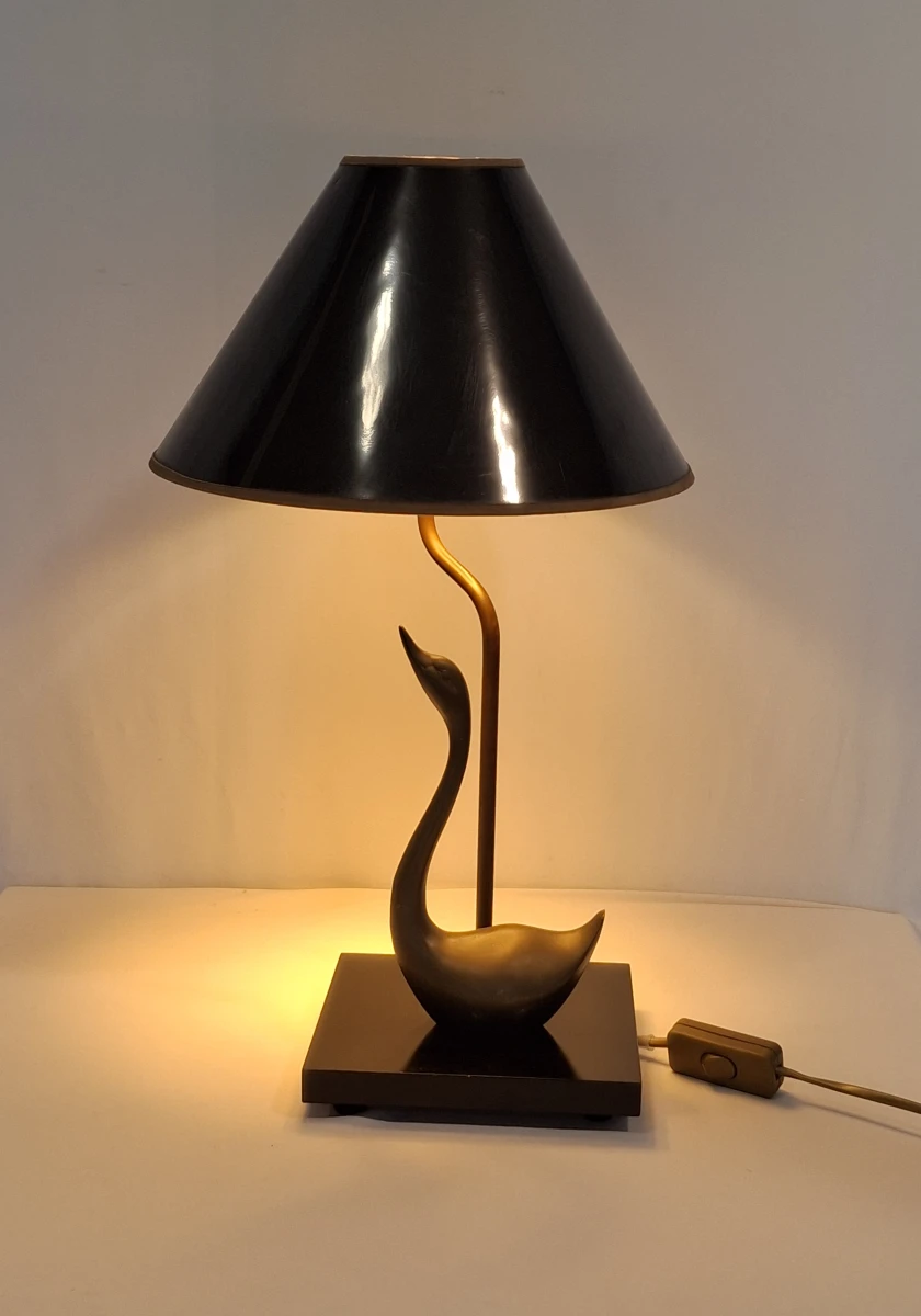 Vintage tafellamp met zwaanvormige voet en zwarte lampenkap - foto 3