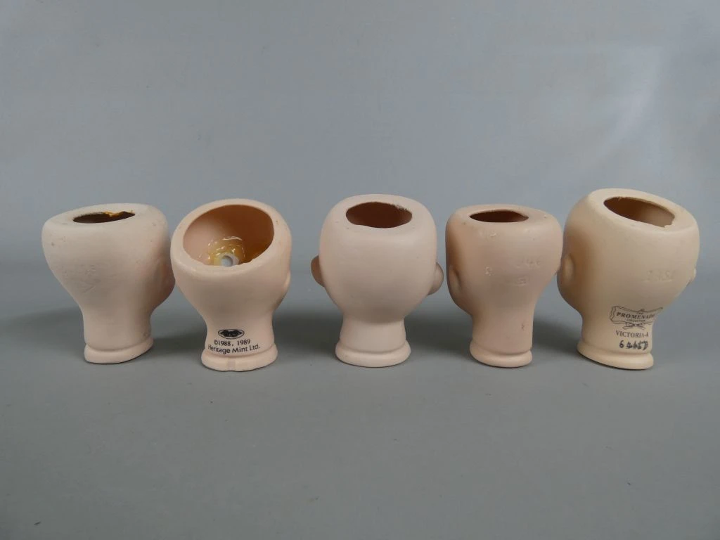 Set van 5 porseleinen poppenhoofden - foto 2