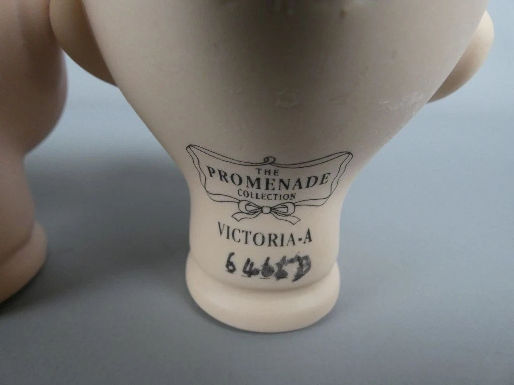 Set van 5 porseleinen poppenhoofden - foto 4
