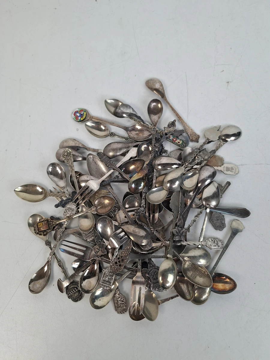 Grote Partij Vintage Souvenirlepeltjes en Gebaksvorkjes – 62-Delig - foto 2