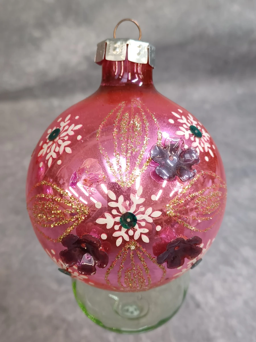 Set van 4 vintage glazen kerstballen met Bbloemmotief en pailletten - foto 2