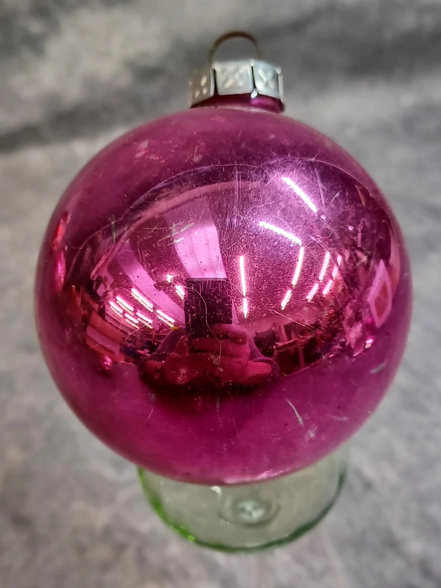 Set van 4 vintage glazen kerstballen met Bbloemmotief en pailletten - foto 5