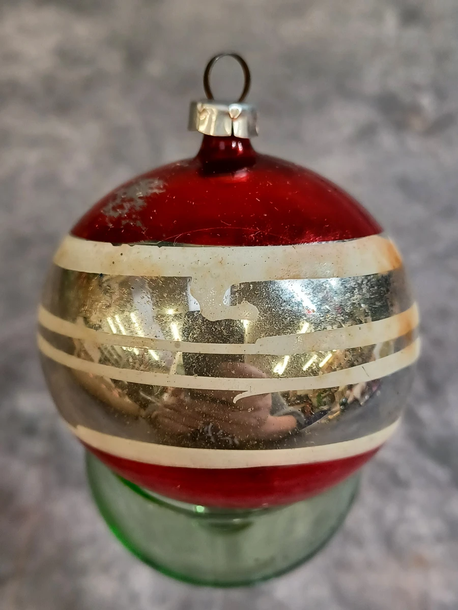 Vintage kerstset in doos: 11 glazen kerstballen en piek - foto 10