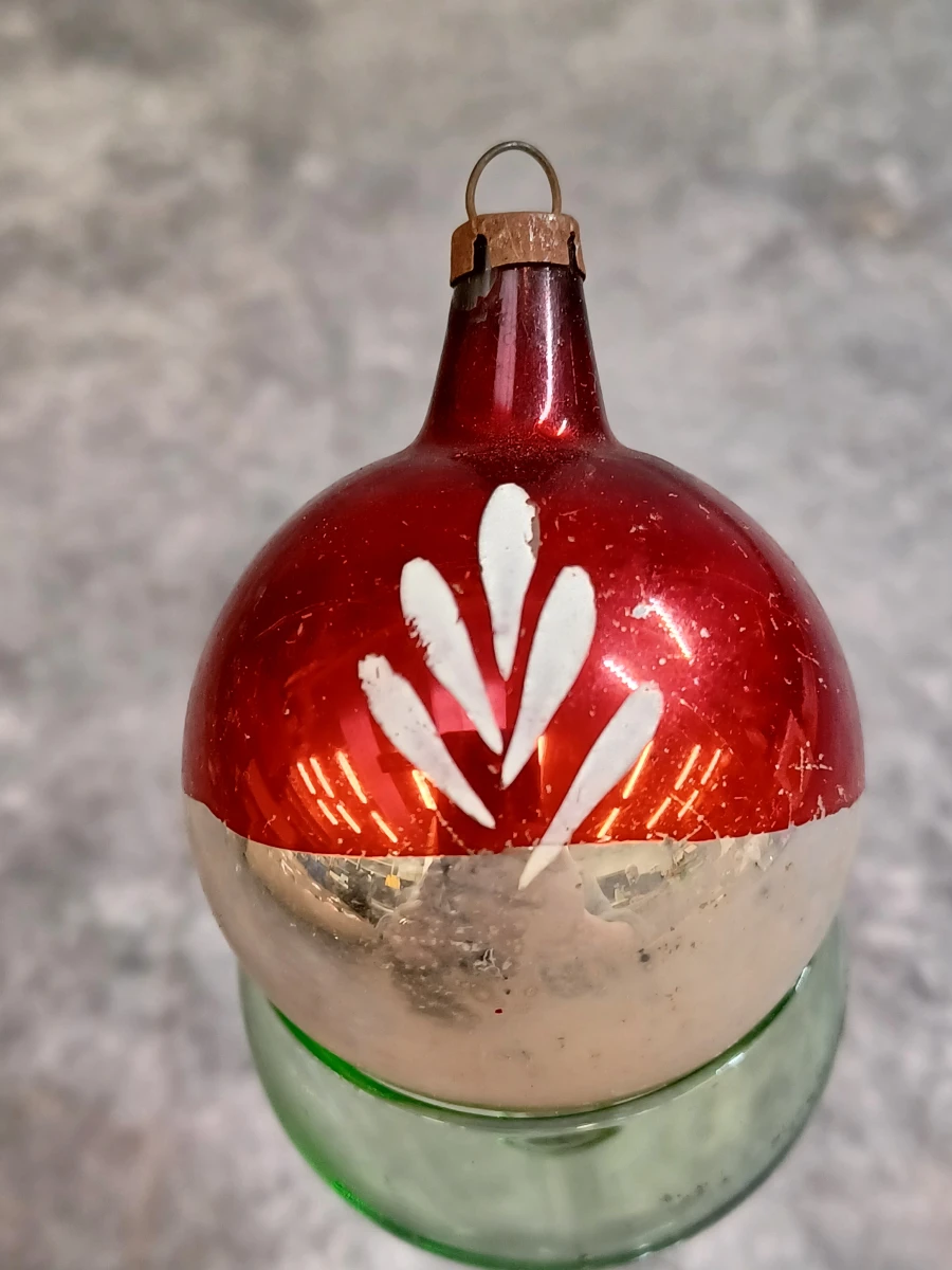 Vintage kerstset in doos: 11 glazen kerstballen en piek - foto 4