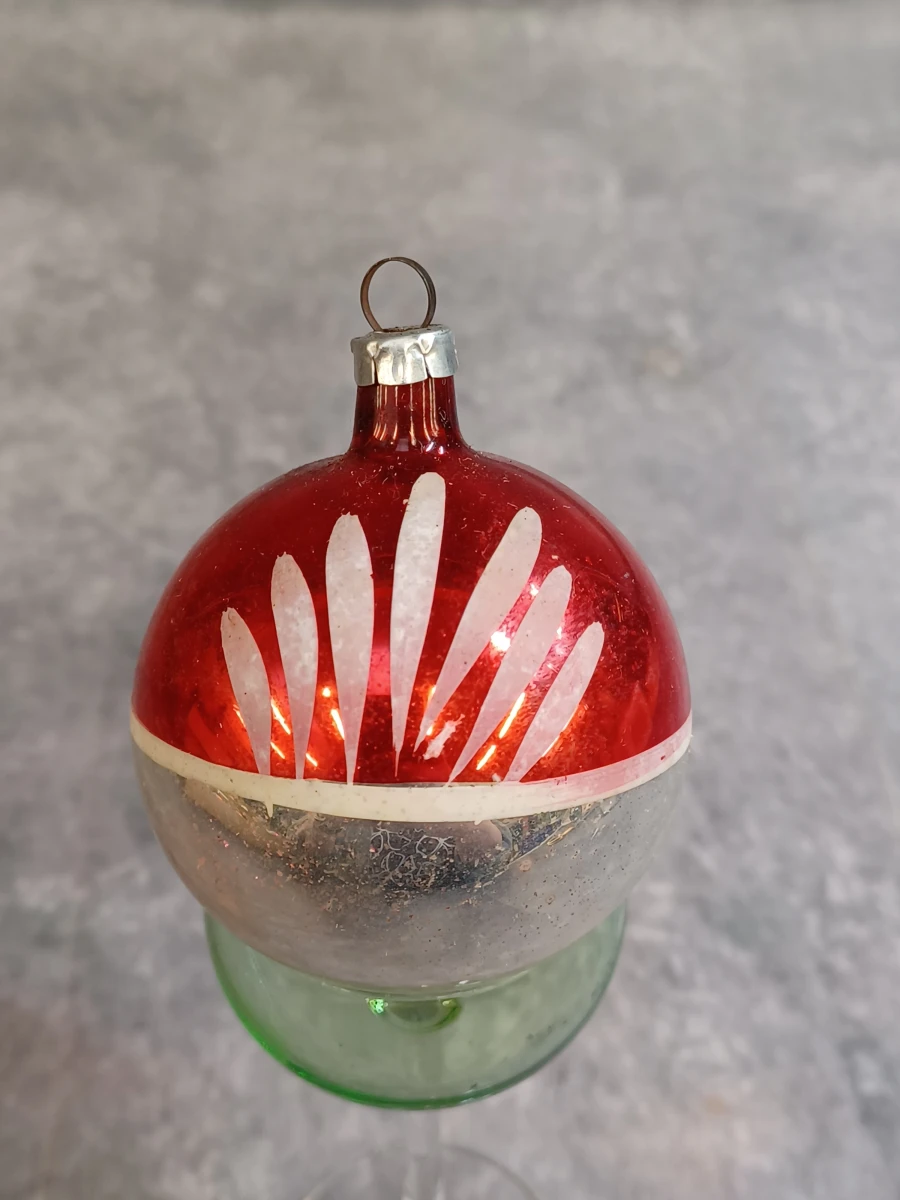 Vintage kerstset in doos: 11 glazen kerstballen en piek - foto 7