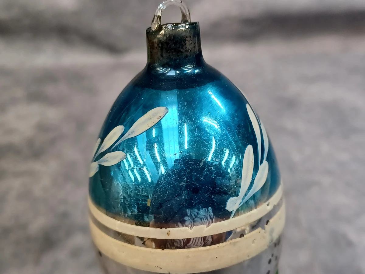 Vintage glazen Ajeko kersthanger in blauw en zilver - foto 4