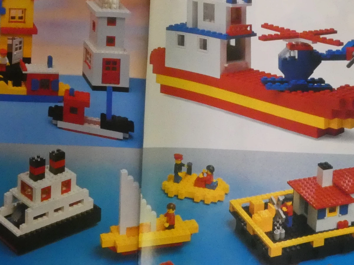 Houten Lego-opbergdoos met vakjes en gemengde Lego-onderdelen - foto 22