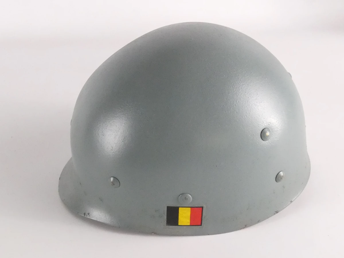 Set van 3 militaire helmen met Belgische vlag - foto 8