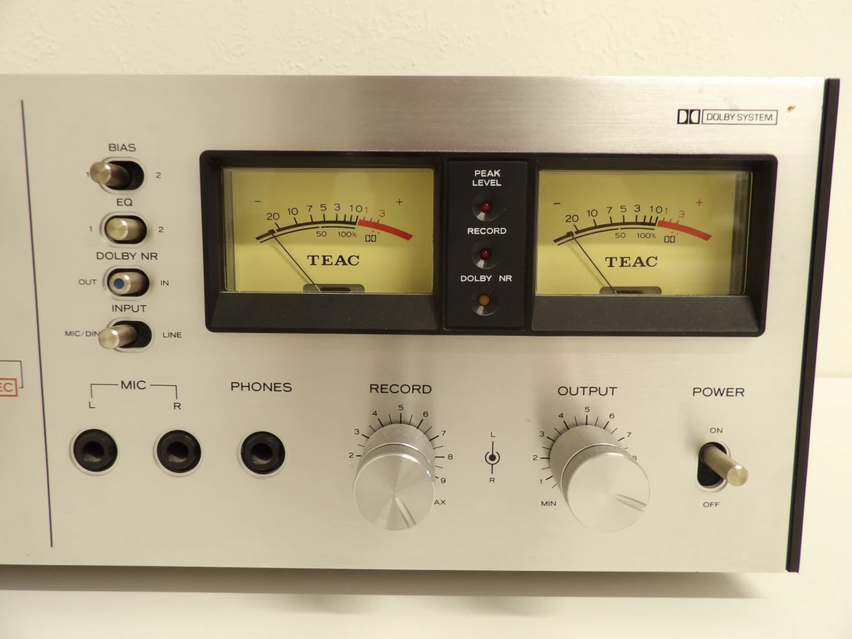 TEAC A-400 Stereo Cassette Deck - foto 3