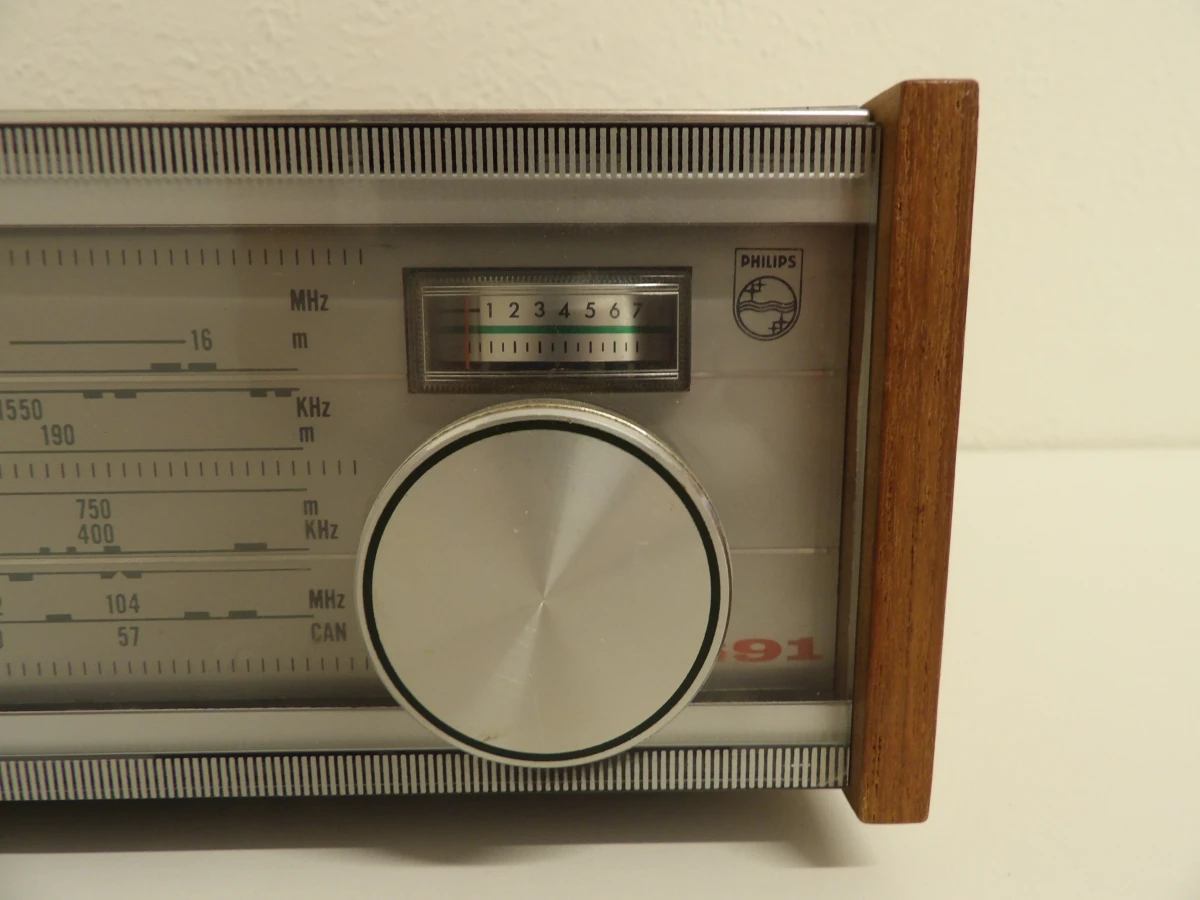 Philips 22RH691 Hi-Fi AM-FM tuner - foto 4