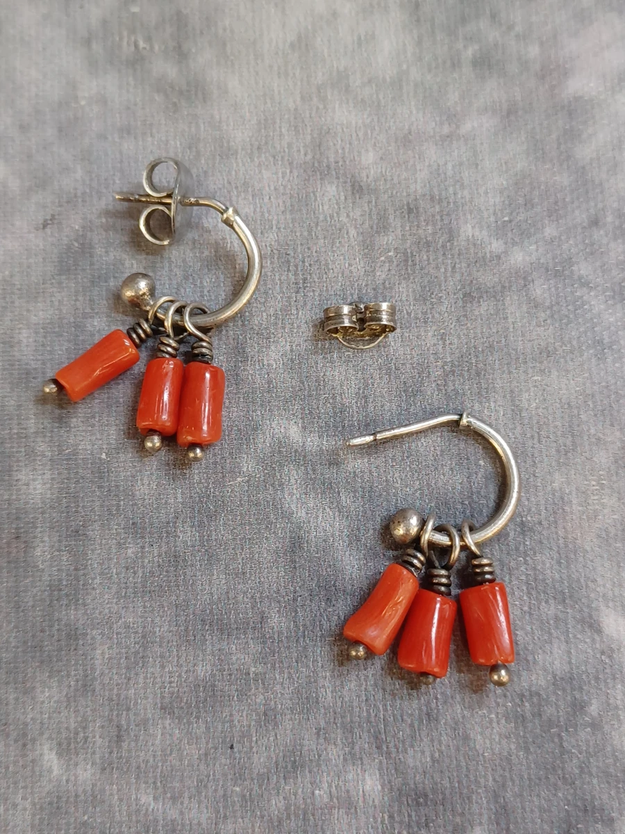 Sieradenset met rode kralen - Ketting en oorbellen - foto 7