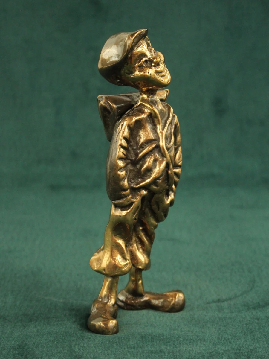 Yves Lohé (°1947) Bronzen Figuur met Rugzak - foto 2