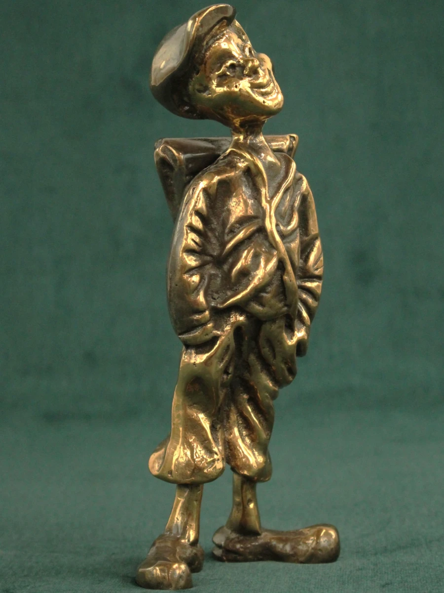Yves Lohé (°1947) Bronzen Figuur met Rugzak - foto 9