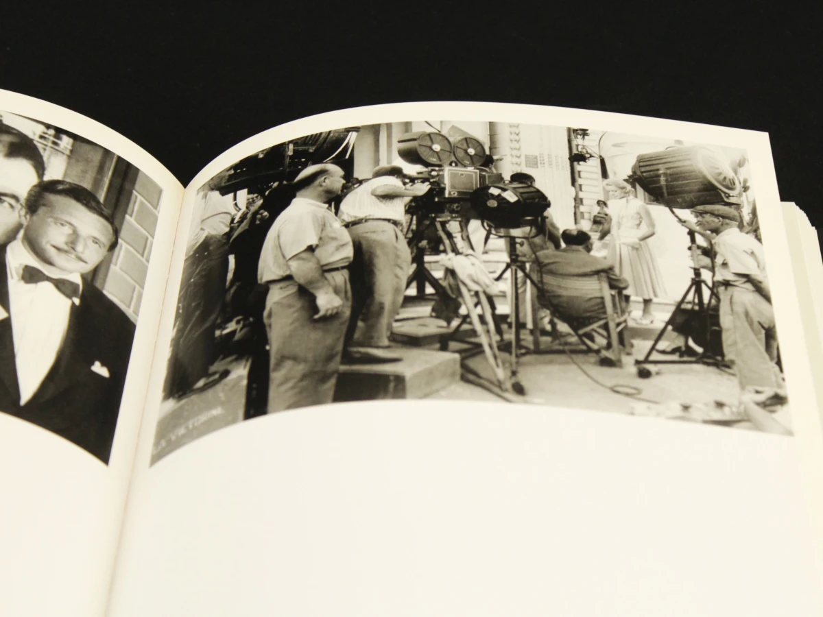 Grace Kelly A life in pictures Forword by Tommy Hilfiger- Edited by Yann -Brice Dherbier & Pierre- Henri Verlhac-Pavilion Books - foto 6