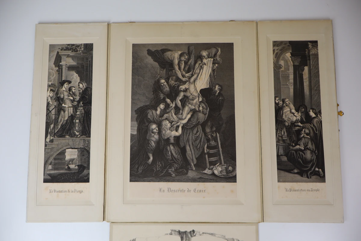 Religieus oratorium-drieluik met pauselijk wapen - foto 3