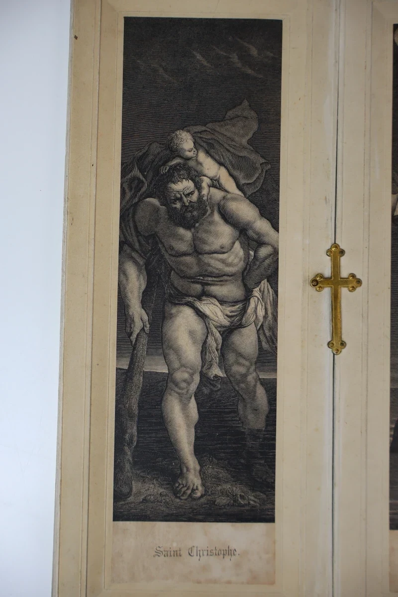 Religieus oratorium-drieluik met pauselijk wapen - foto 6
