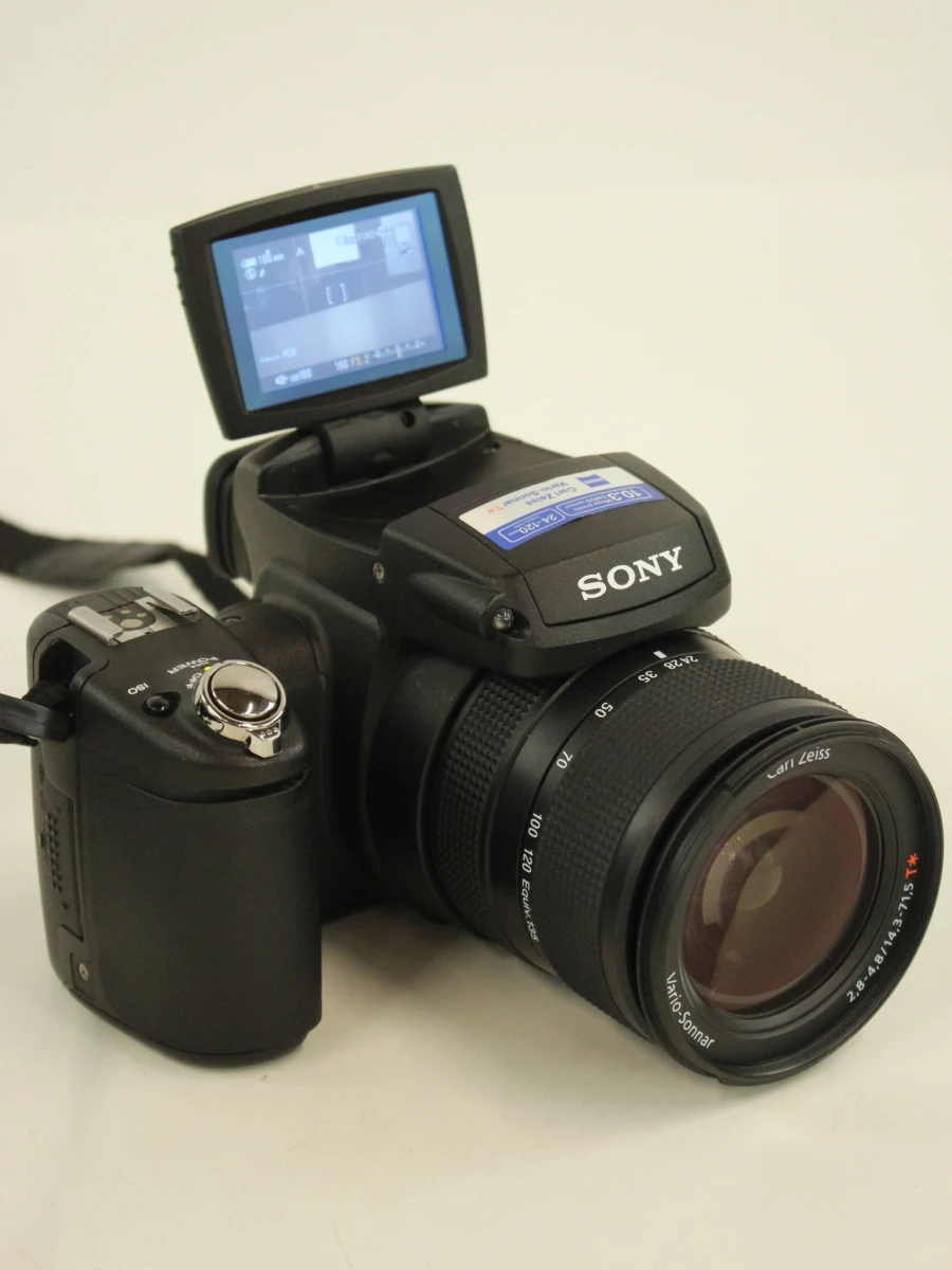 Sony Cyber-shot digitale camera met accessoires - foto 17