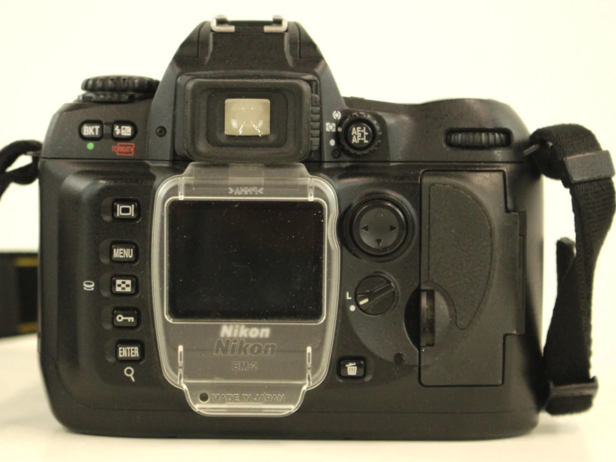 Nikon D100 digitale spiegelreflexcamera met lens en accessoires - foto 9