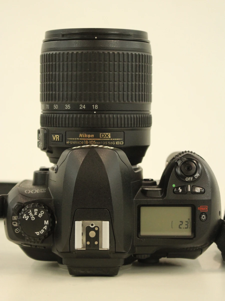 Nikon D100 digitale spiegelreflexcamera met lens en accessoires - foto 11