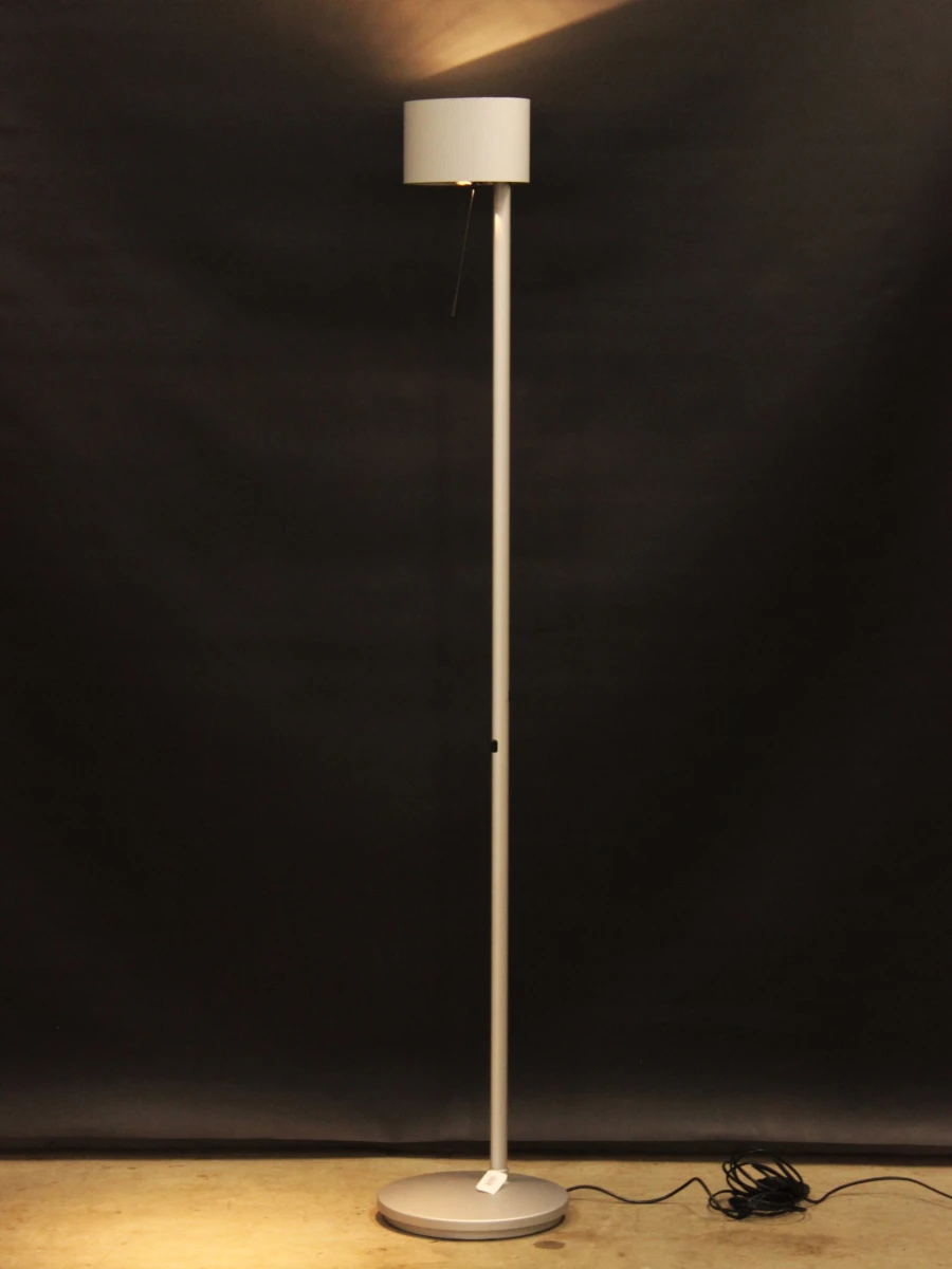 Belux ‘Diogenes’ design vloerlamp - King & Miranda, 1999 - dubbele lichtfunctie - foto 9