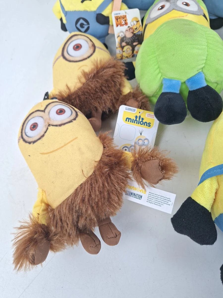 Grote Partij Minion Knuffels – 13-delige Verzameling (Met Officiële Labels) - foto 8