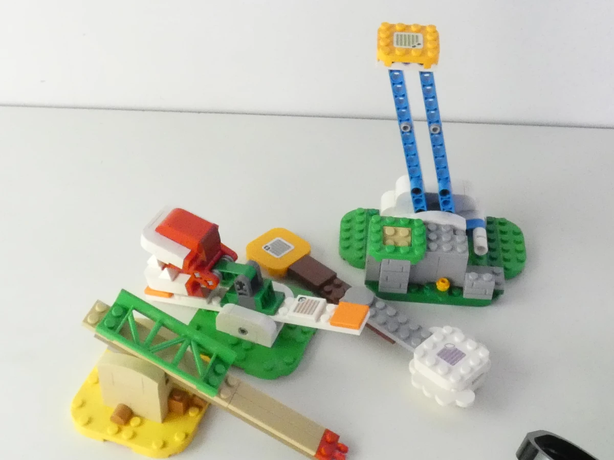 LEGO Super Mario set 71360 met diverse onderdelen en figuren - foto 10