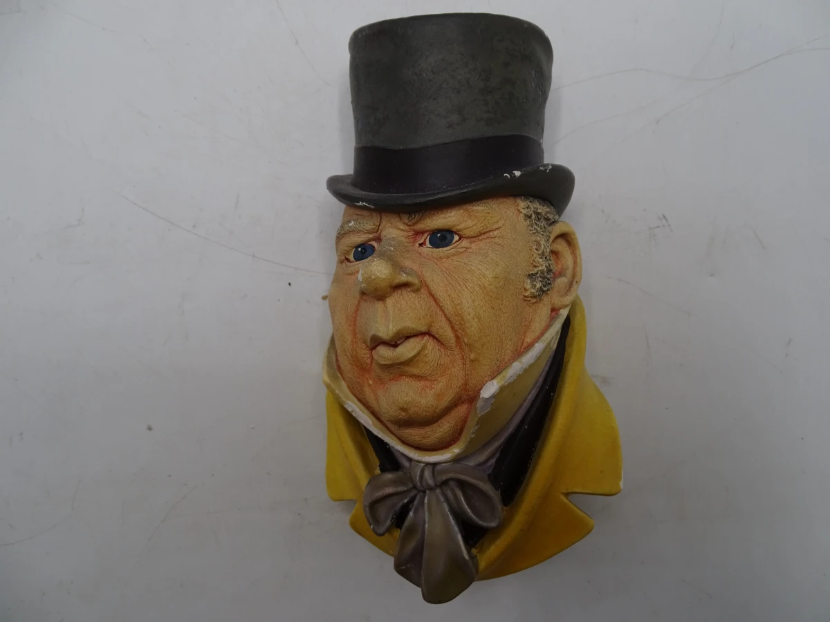 Set van 5 decoratieve wandmaskers met historische figuren - foto 4