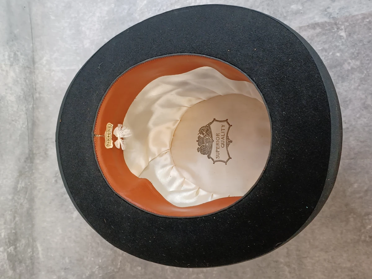 Klassieke zwarte bolhoed - Vintage "Superior Quality" vilt - foto 6