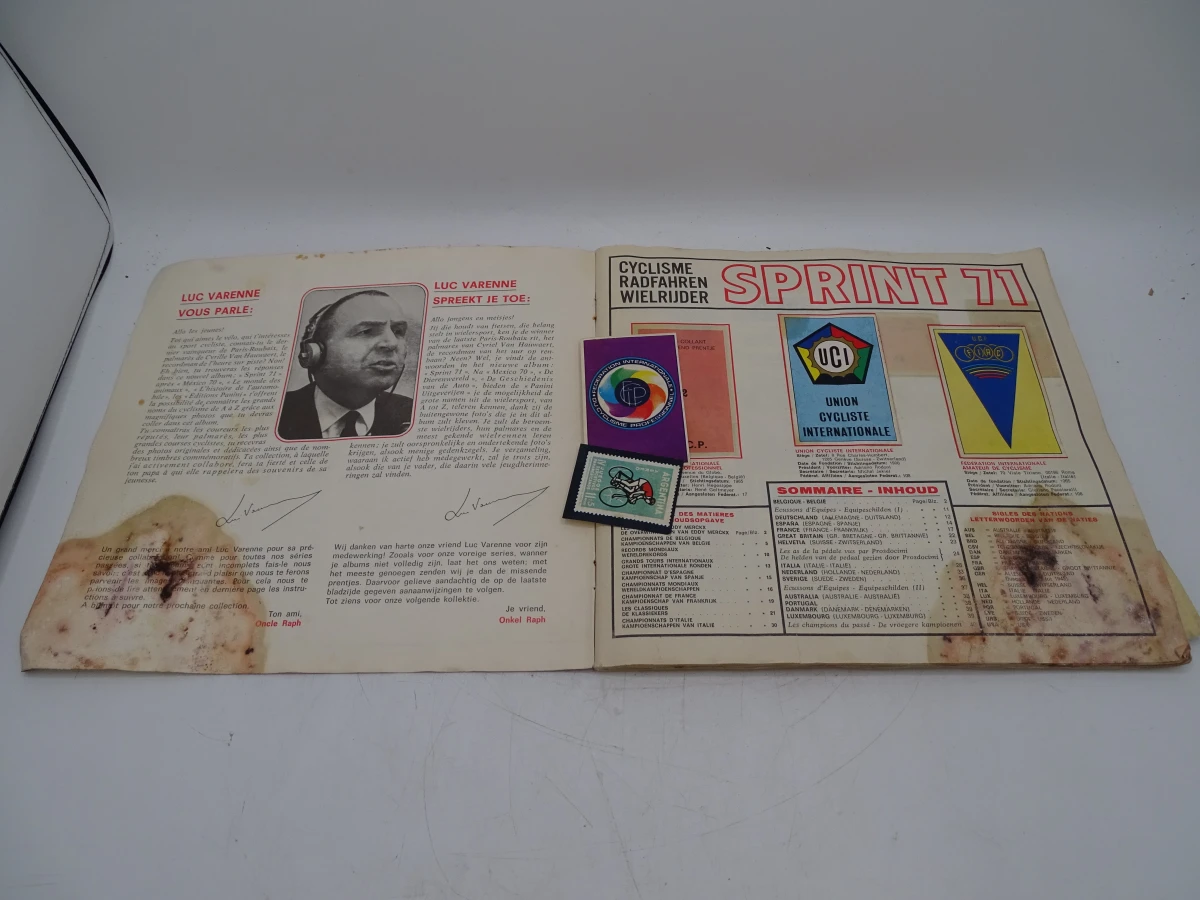 Verzameling oude Panini voetbal- en wielrenstickers 1971-1977 - foto 11