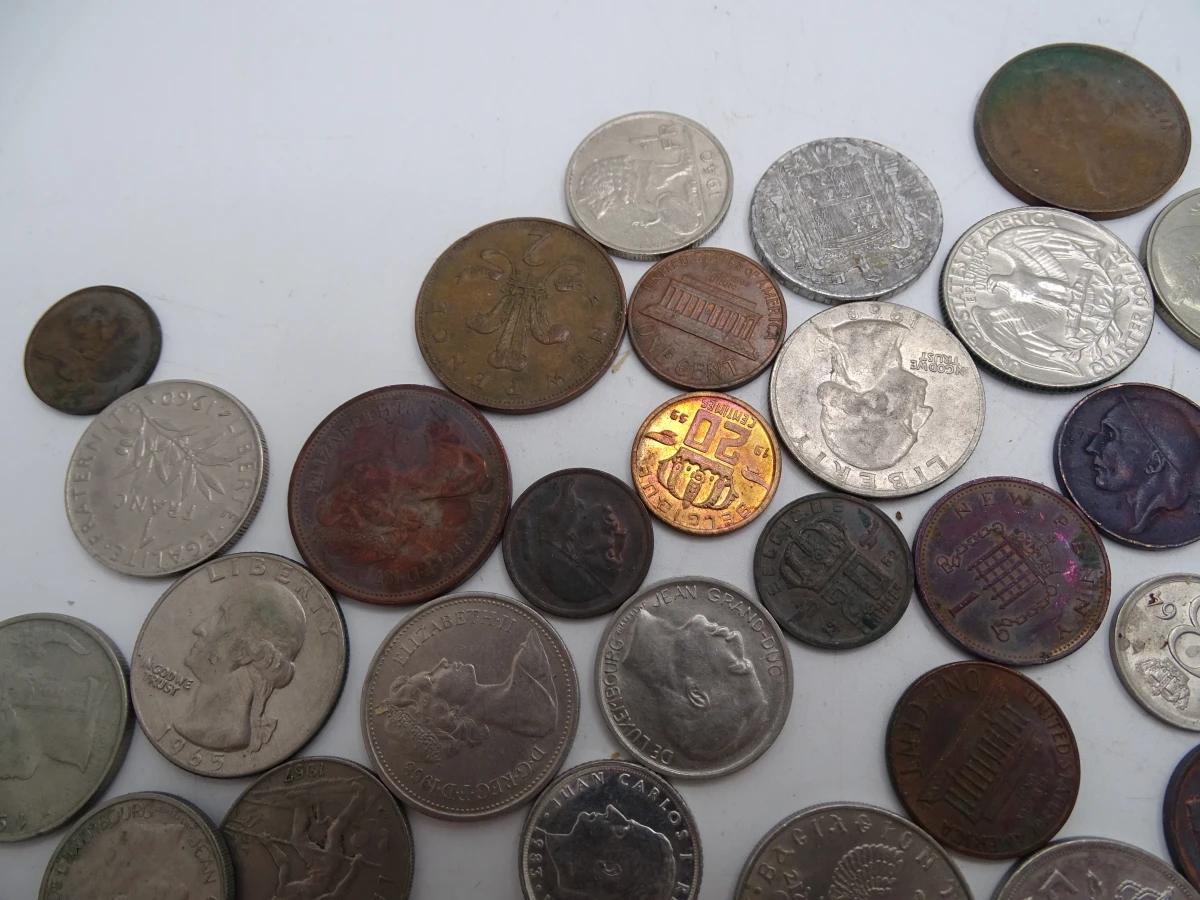 Verzameling oude munten en bankbiljetten in album - foto 35
