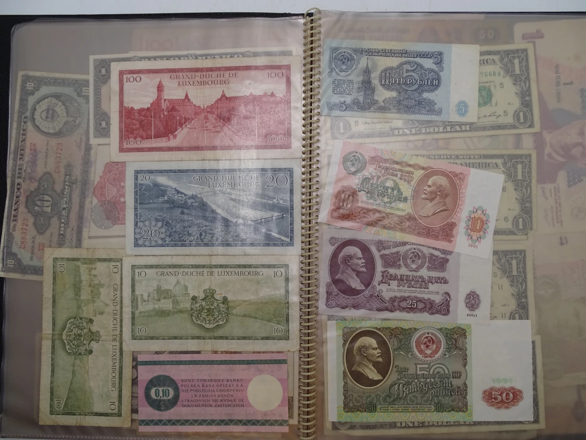 Verzameling oude munten en bankbiljetten in album - foto 48