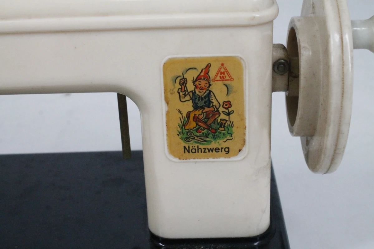 Vintage Nähzwerg Speelgoednaaimachine - foto 6