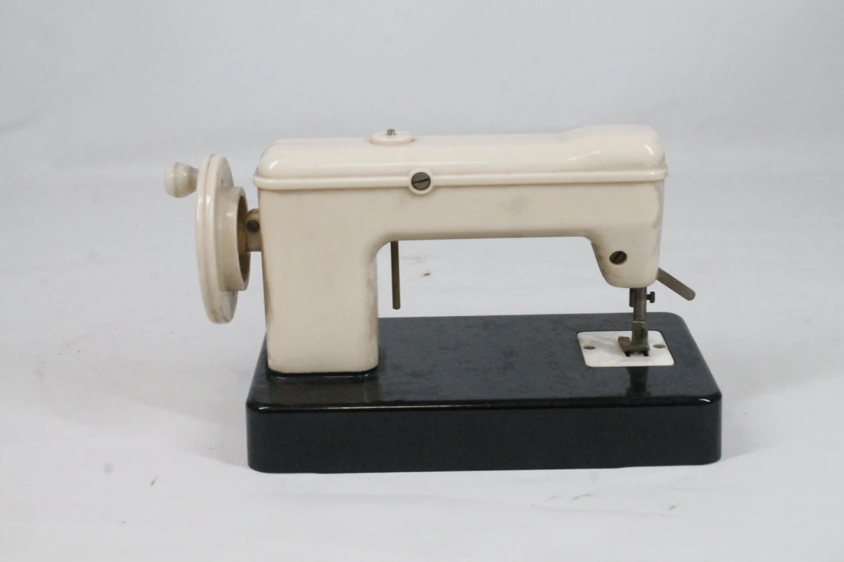 Vintage Nähzwerg Speelgoednaaimachine - foto 4