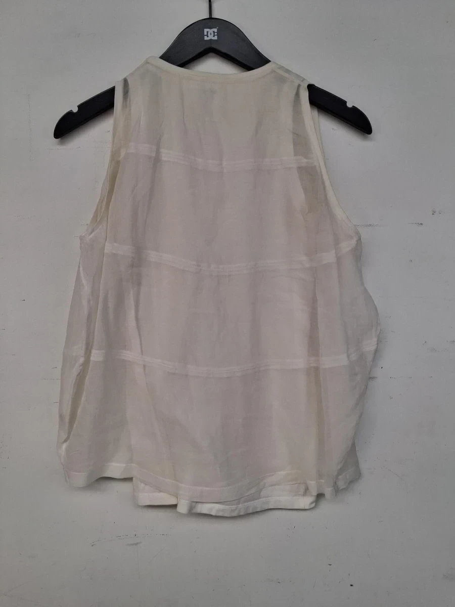 Elegante, mouwloze damesblouse van het Italiaanse luxe modehuis Brunello Cucinelli - foto 2