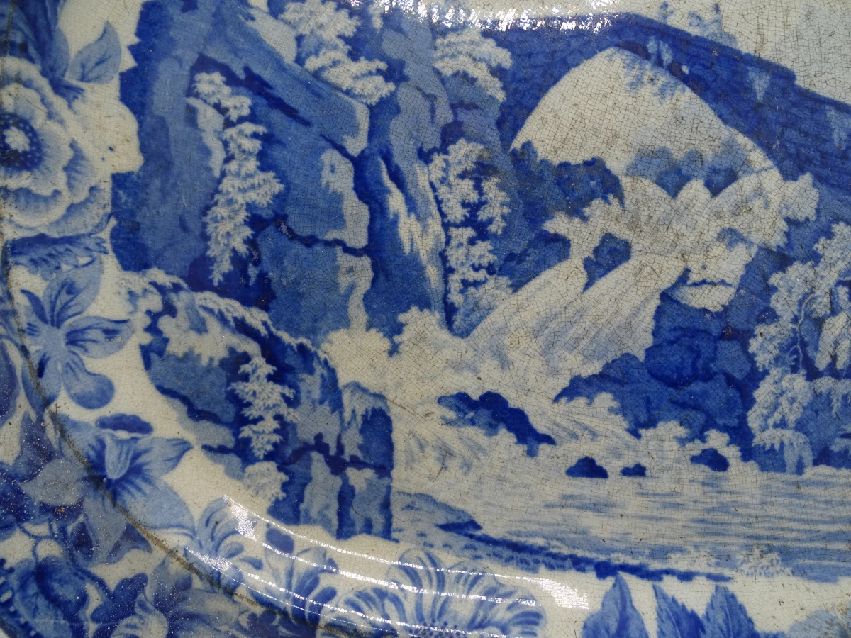 Oud blauw-wit serveerschaal met landschap - foto 2