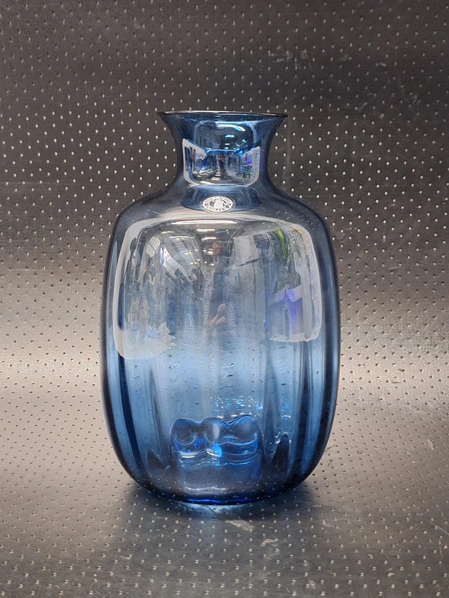 IKEA TONSÄTTA mondgeblazen vaas van blauw optic glas - foto 2
