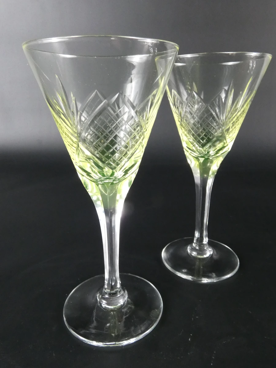 9 kristalglazen met uraniumglas (periode 1910-1930) - foto 7