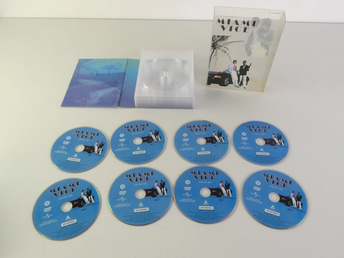 Miami Vice DVD boxset seizoen 1, 2 en 4 - foto 3