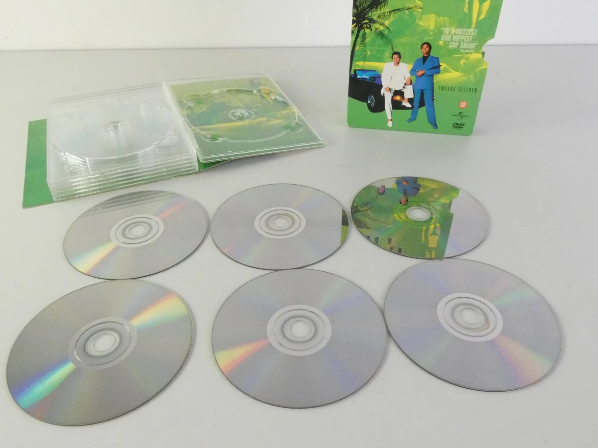 Miami Vice DVD boxset seizoen 1, 2 en 4 - foto 7