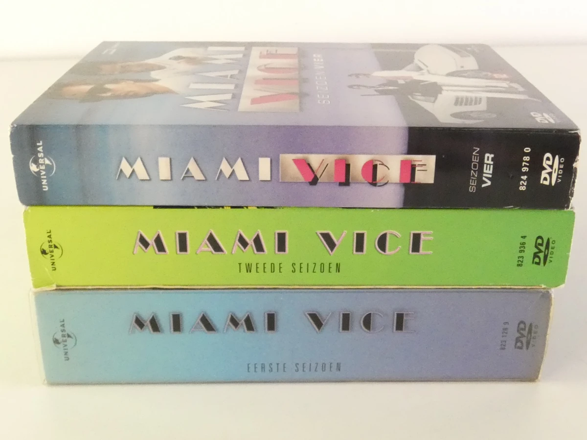 Miami Vice DVD boxset seizoen 1, 2 en 4 - foto 16